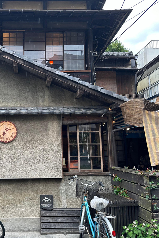 Tokyo:Stroll in Old traditional culture towns~Yanaka & Nezu - Yanaka Cemetery and Tokyo’s long memory