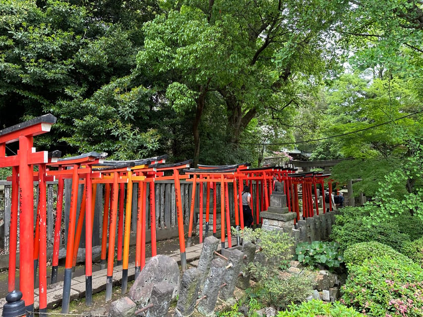 Tokyo:Stroll in Old traditional culture towns~Yanaka & Nezu - Yanaka Ginza, street food, and practical shopping