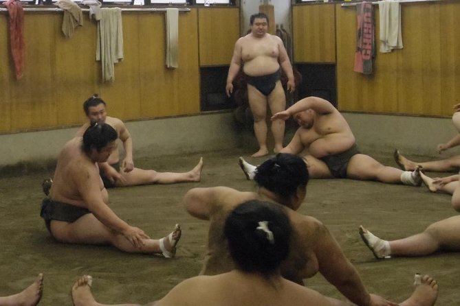 Tokyo Sumo Morning Practice Tour at Stable - Heat, clothing, and practical comfort
