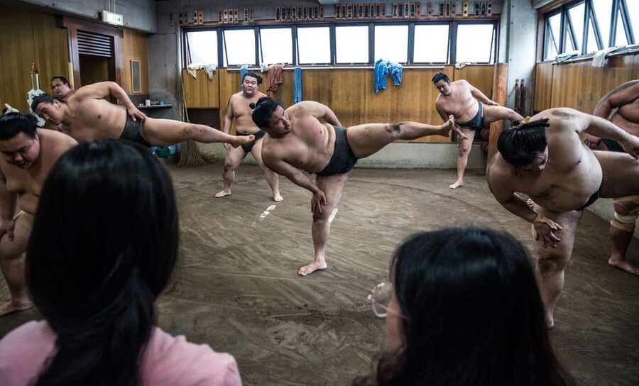 Tokyo: Sumo Morning Practice Viewing Tour - Photos after practice, if the day allows