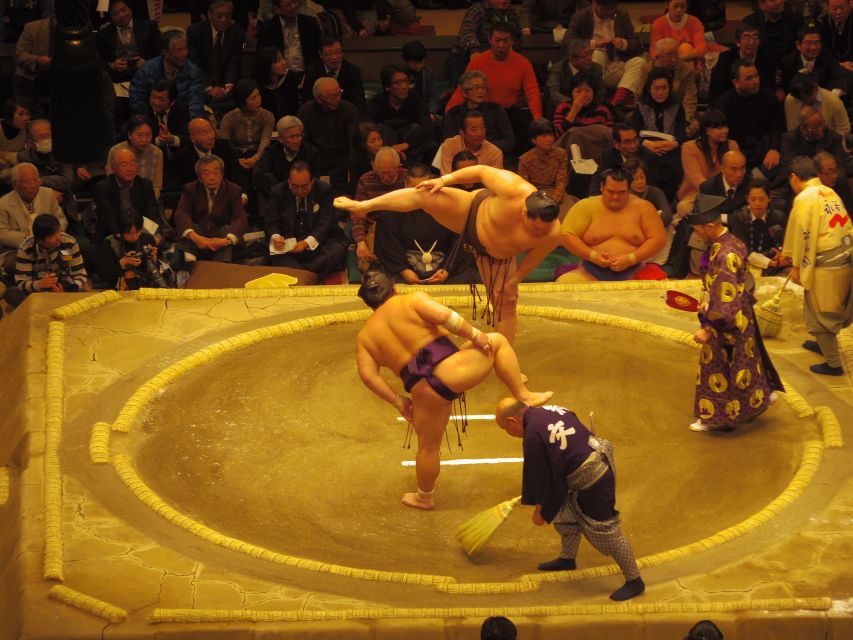 Tokyo: Sumo Tournament Tour with Chair Seat Tickets - Who should book this sumo experience?