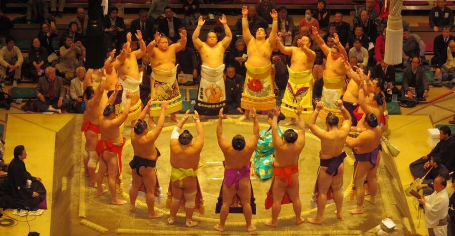 Tokyo: Sumo Tournament Tour with Chair Seat Tickets - Why Tokyo sumo tournaments are hard to catch