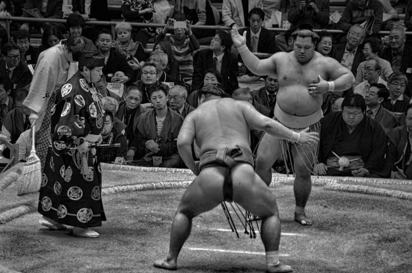 Tokyo: Sumo Tournament with Guide & Assigned Reserved Seat - The 30-minute introduction at Ryogoku Kokugikan