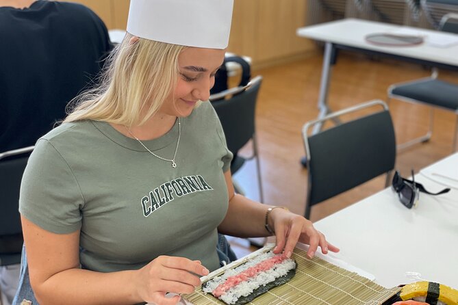 Tokyo Sushi Making Class in Tsukiji with Professional Chef - Stop 3: Tsukiji Nippon Fish Port Market and the local setting