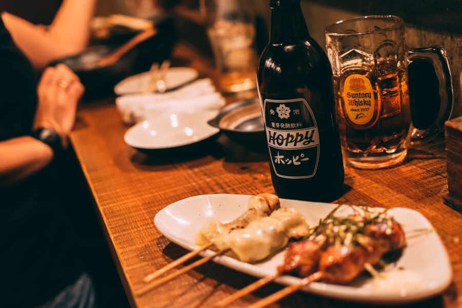 Tokyo: The Best of Izakaya in Shinjuku Food & Cultural Tour - The guides make or break the evening