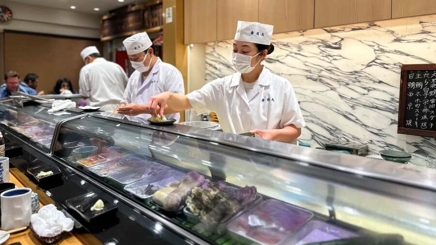 Tokyo: Toyosu Tuna Auction &Tsukiji Market Gourmet Adventure - Breakfast at Toyosu from 6:30 to 7:15