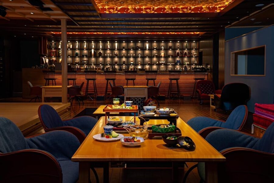 Tokyo: Traditional Japanese Performing Arts Show and Dinner - Kagura or nihon-buyo, depending on the date