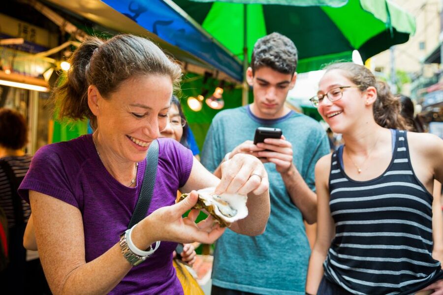Tokyo: Tsukiji Fish Market Food and Culture Walking Tour - Is $96 a fair price?