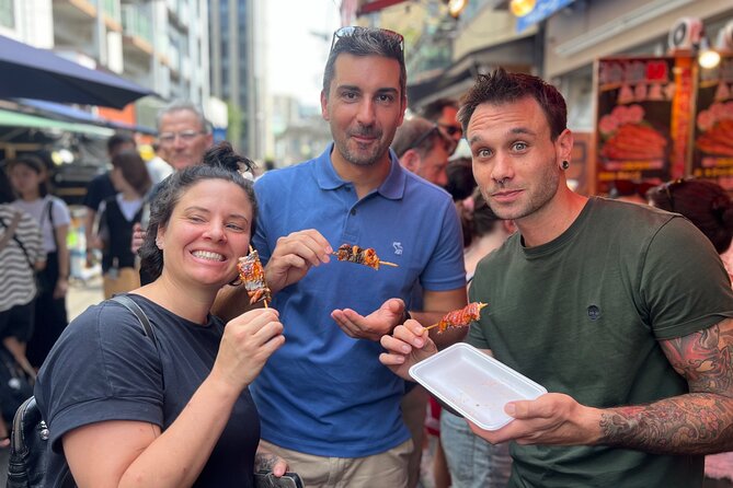 Tokyo Tsukiji Fish Market Food and Walking Tour - What the $21.14 price really buys