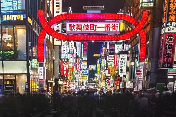 Tokyo VIP private nightlife tour with a local insider - Starting gently at an izakaya or cocktail bar