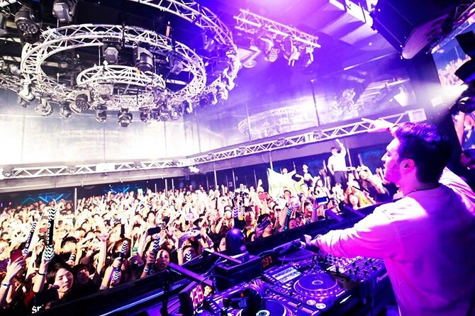 Tokyo VIP private nightlife tour with a local insider - Shinjuku nightlife and VIP club options