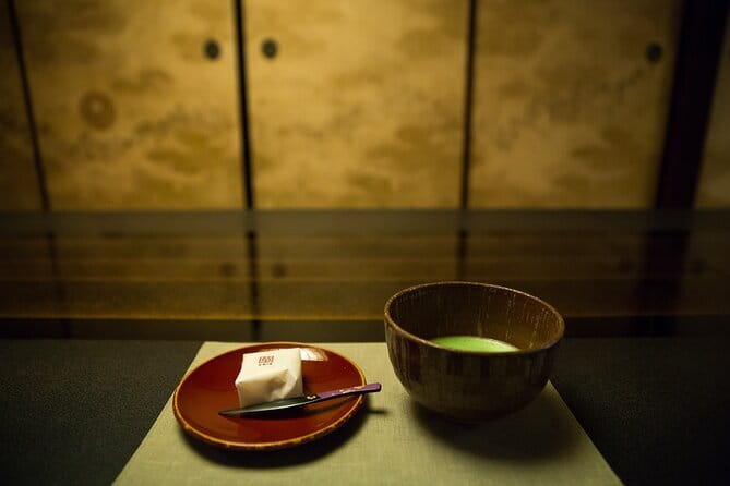 True Kanazawa: Private Walking tour with a Local guide - Omicho Market, Kanazawa’s food center