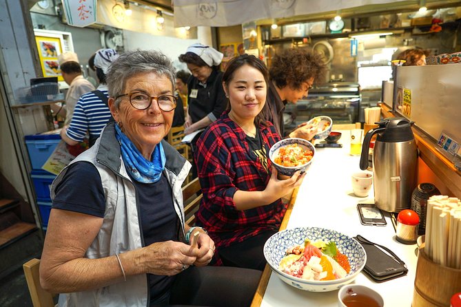 Tsukiji Fish Market Small-Group Food Walking Tour - The small-group setup and guide quality