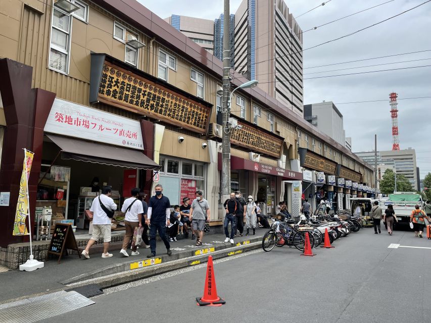 Tsukiji: Outer Market Walking Tour & Sake Tasting Experience - Key points to know before booking