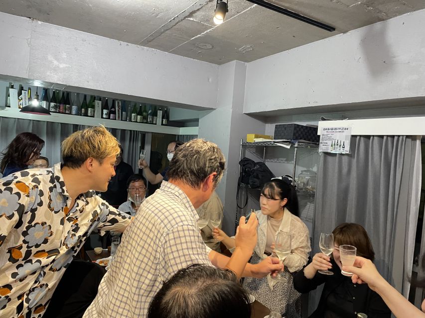 Tsukiji: Outer Market Walking Tour & Sake Tasting Experience - Why this Tsukiji tour works so well