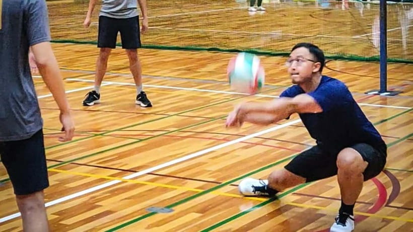 Volleyball in Osaka, Kobe & Kyoto with locals! - Shoes, clothing, lockers, and showers