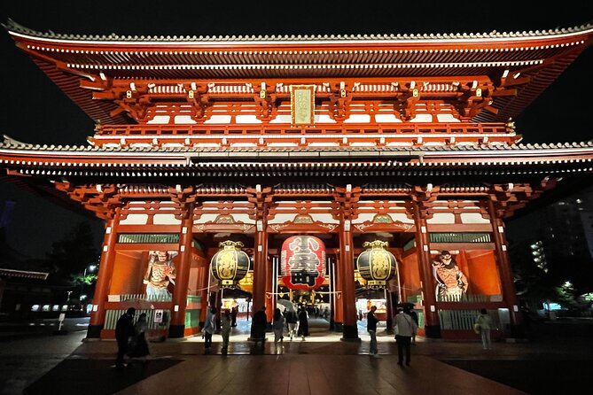 Yanaka and Asakusa Walk around DOWNTOWN TOKYO like a local - Nakamise Shopping Street and Kaminarimon Gate