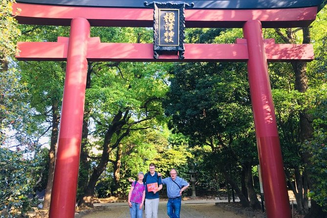 Yanaka Historical Walking Tour in Tokyo's Old Town - Walking through residential Yanaka